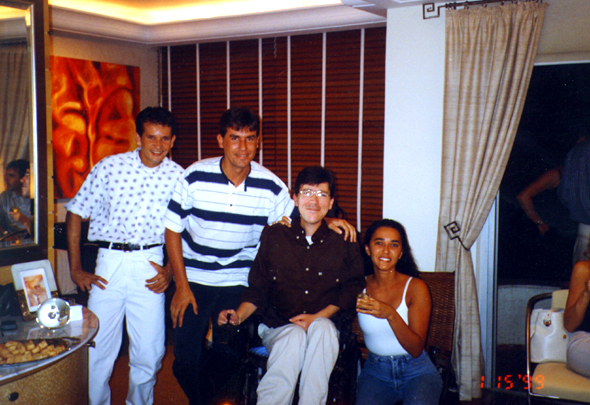 aniversario.jpg (280358 bytes)
